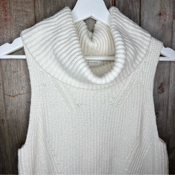 Angel of the North Anthropologie Ivory Wool Blend Sleeveless Turtleneck sz Small - Picture 3 of 13